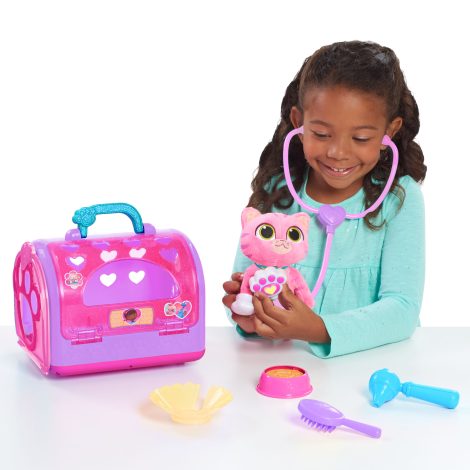 Disney junior doc mcstuffins toy hospital doc & stuffy ( New )