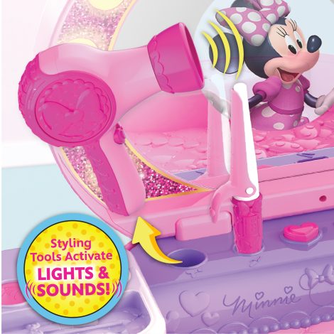 Impressions Vanity Minnie Mouse GlowMe LED Beauty Ring Light with