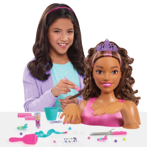 Barbie Unicorn Party 27-piece Deluxe Styling Head, Dark Brown Hair, Pretend  Play, Kids Toys for Ages 5 Up, Gifts and Presents,  Exclusive