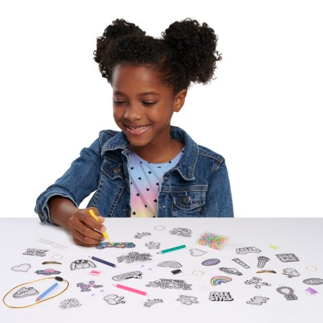That Girl Lay Lay Shrinky Dinks Charm Kit - Just Play