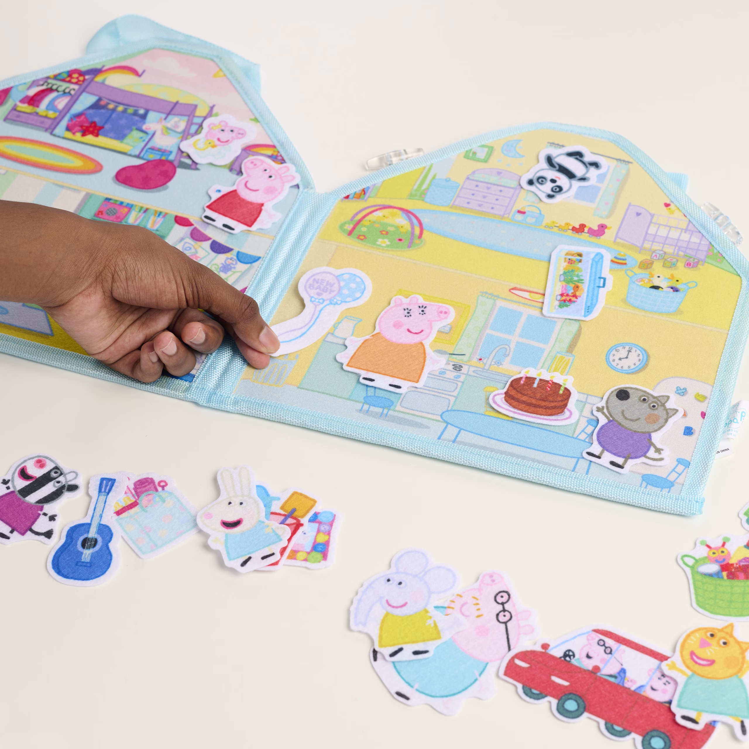 Peppa Pig Felt Play scene